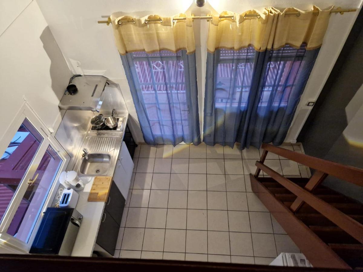 Studio rénové au coeur de Sainte Anne Extérieur photo