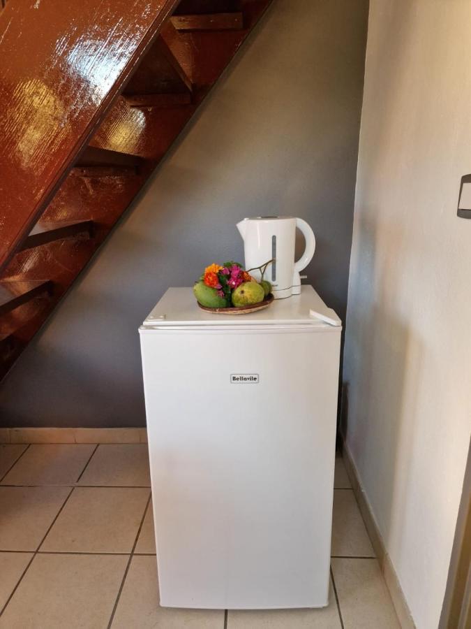 Studio rénové au coeur de Sainte Anne Extérieur photo